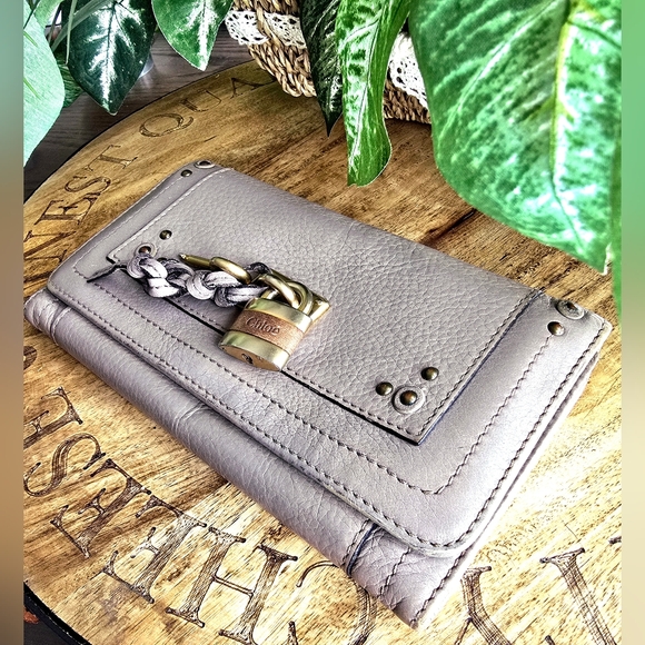 Chloé Paddington Taupe Lambskin Leather Long Wallet. - Picture 3 of 16